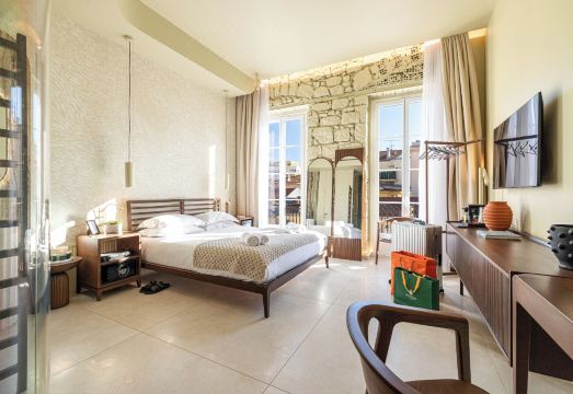 나오미 나이스 호텔 외관 또는 로비