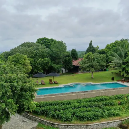 Heavensa Luxury Villas and Suites by the Clarks