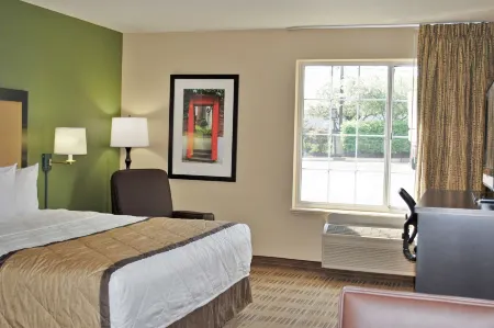 Extended Stay America Suites - Austin - Downtown - Town Lake Отели рядом с достопримечательностью «Парк Цилкер Метрополитан»