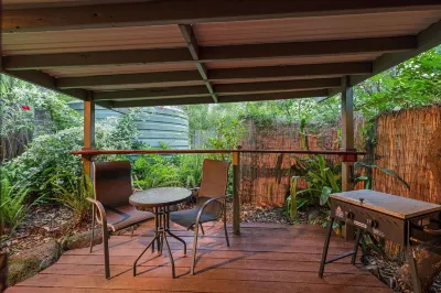 Hunchy Hideaway