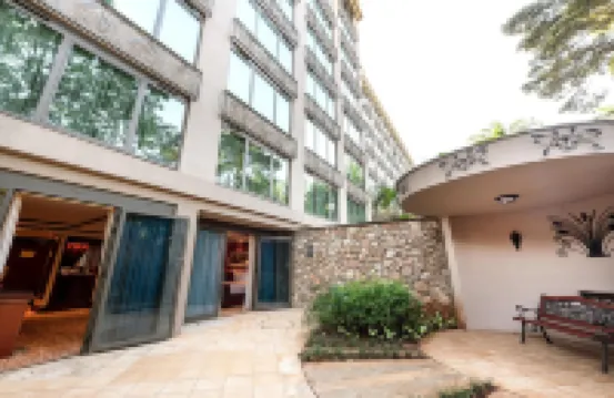 Nairobi Serena Hotel Hotels near Kenyatta International Convention Centre