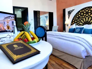 El Minzah Hotel