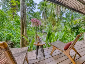 AWà Beach Hotel