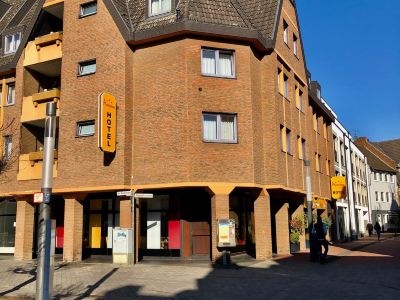 Montivo Hotel Köln-Bonn Airport - Ehemals Montana Hotel