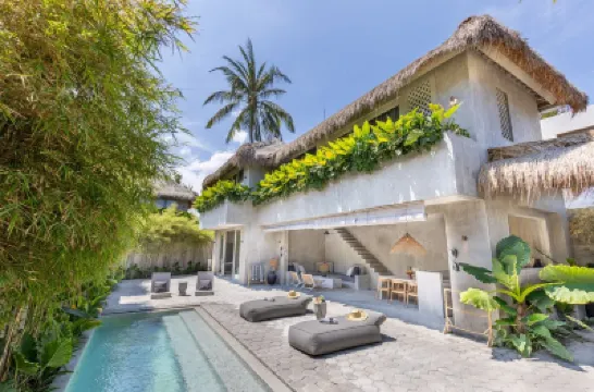 康克雷特龍目 酒店