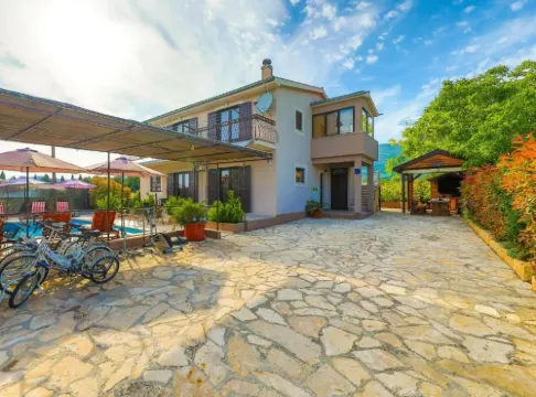 Villa Marica