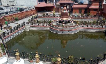 Boudha Stupa View Guest House