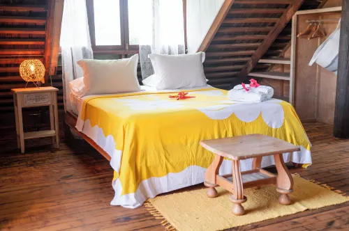 Great House BY Manaeva Lodge Hotels in Te'avaro