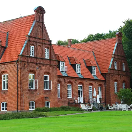 Sophiendal Manor