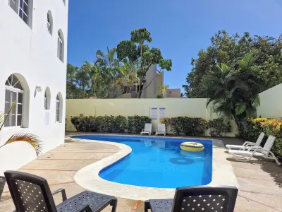 Costambar Beach Seaside Apartment Hotel a 