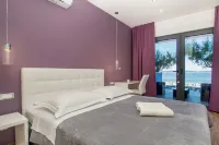 Luxury Rooms Beach Mediteran - Pensions