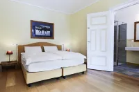 Maloja Palace Apartments - parking