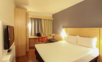 ibis Joinville