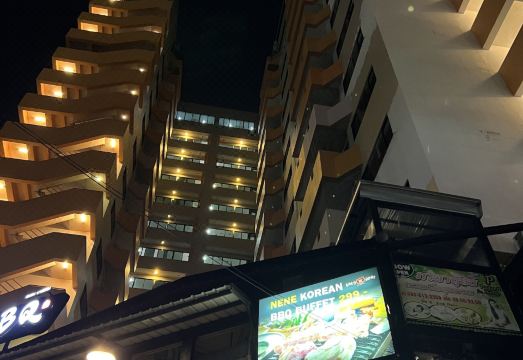 1. 몰 스위트 익스..