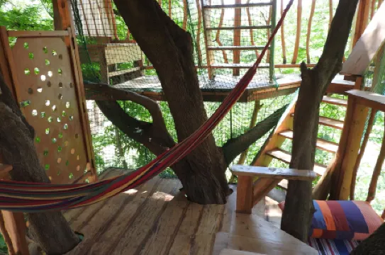 亞拉河邊小屋酒店