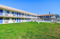 Motel 6 Mitchell, SD