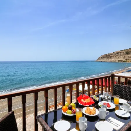 Myrtos Mare Suites