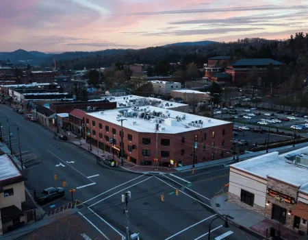 The 1850 Hotel Отели рядом с достопримечательностью «Аппалачский государственный университет»