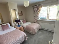 Summer Cottage in Kinsale Hotels in Kinsale