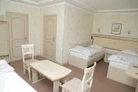 Urgench Hotels near Zanalniy