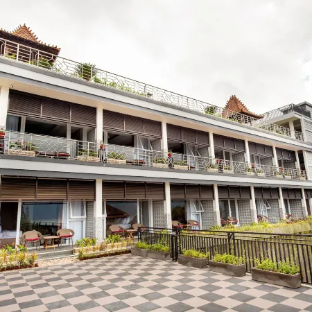 Dedanau Hotel Отели рядом с достопримечательностью «Бедугул»