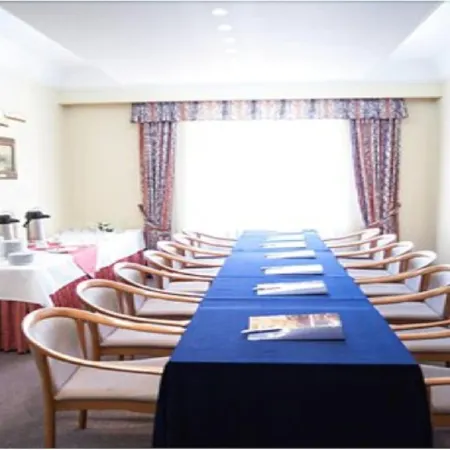Hotel Szydłowski Отели рядом с достопримечательностью «Железнодорожная станция Гданьск-Заспа»