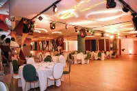 Oakridge Hotel & Spa