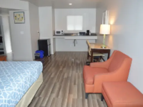 Glass Slipper Inn - Stanford Palo Alto Hotels in Palo Alto