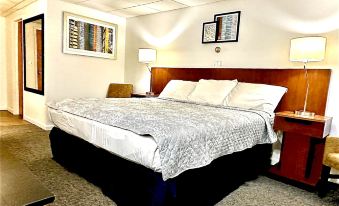 Crown Inn & Suites (Wellsville) - 2026 Prices, Reviews & Deals | Trip.com