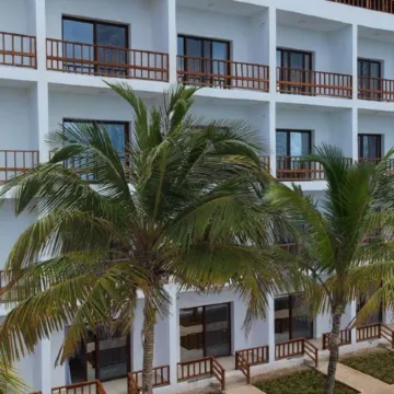 Malika Nungwi Hotel