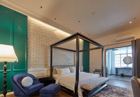 The Edison George Town