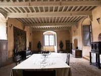 Château des Marcilly Talaru Hôtels à : Saint-Marcel-d'Urfé