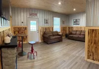 Brushcreek Falls RV Resort Hotel a Princeton