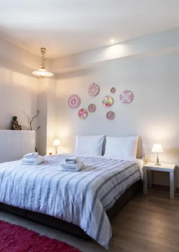 Stagiates Guest House Room 1