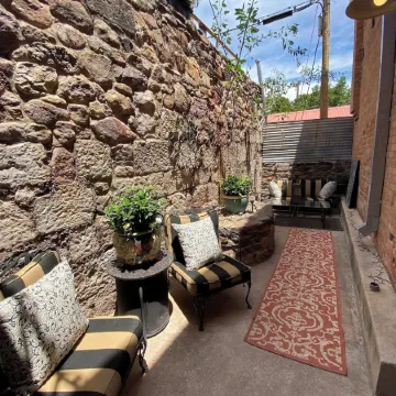 Bisbee Brownstone Suites