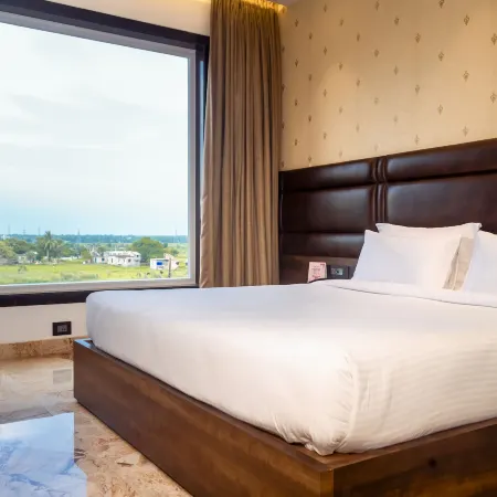 Econest Hotel