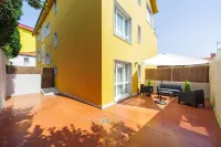Rueiro 17 Hotels in Sada