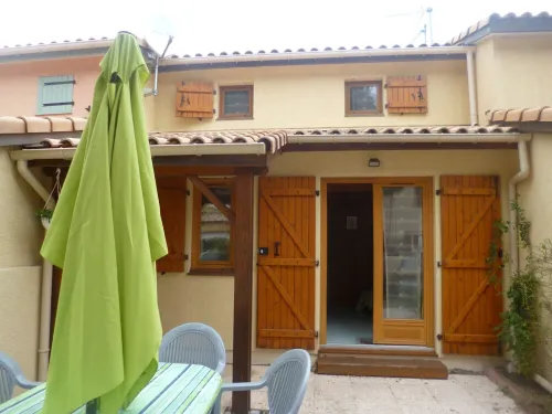 Rental villa 800 meters from the beach in St Pierre la Mer