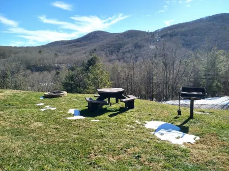 Sky Valley's Coziest Condo w/ Views - Dog Friendly! Отели в г. Рейбан