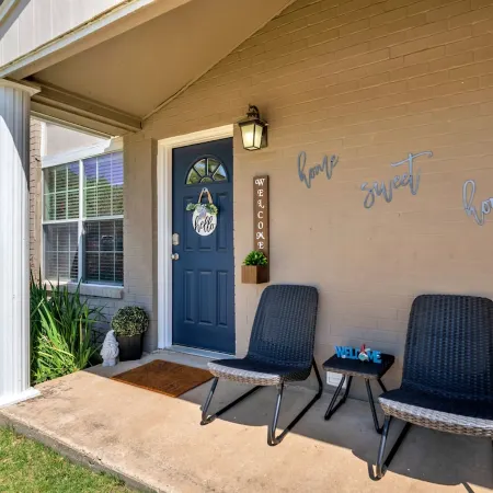 Central Frisco Townhouse | Walk to Cafes & Bars