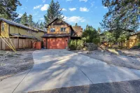 Private Hot Tub and Deck Among Pines - Spacious Family Retreat