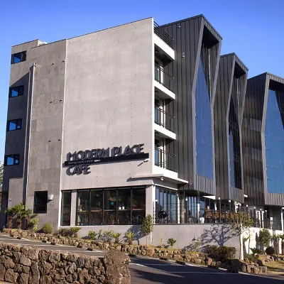 Modern Place Jeju Các khách sạn gần Công viên mê cung trà xanh