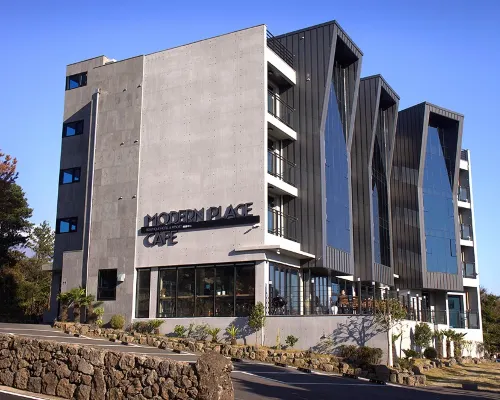 Modern Place Jeju Hotels in der Nähe von Bonte-Museum