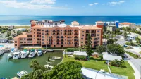 Stunning Views Resort - Private Balcony, Beach Access, Pool