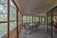 Serene Retreat - Spacious Living, Outdoor Deck, WiFi