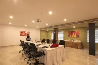 Hotel Park Residency