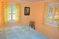 Blue Lake Cottage - Pet Friendly Rental Hotels in Minocqua