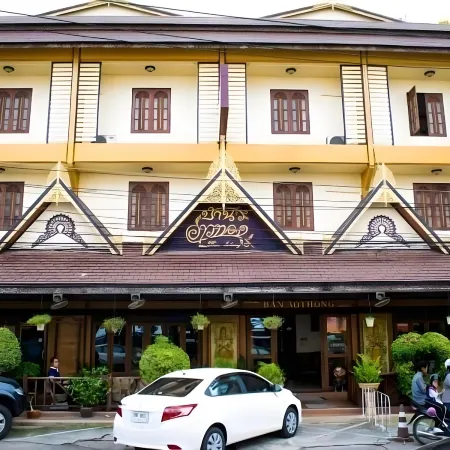 Ban Ao Thong