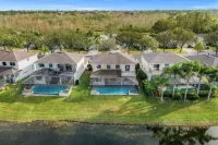 Private Screened-in Pool and Game Room - Stunning Family Oasis Hotels in Four Corners