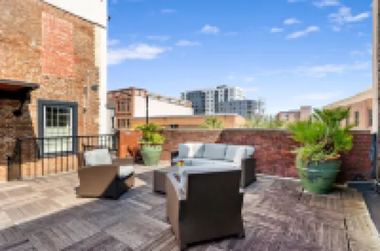 Perfect Location - King Street Condo!